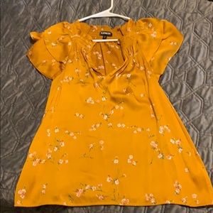 Silky mustard-color floral Express top